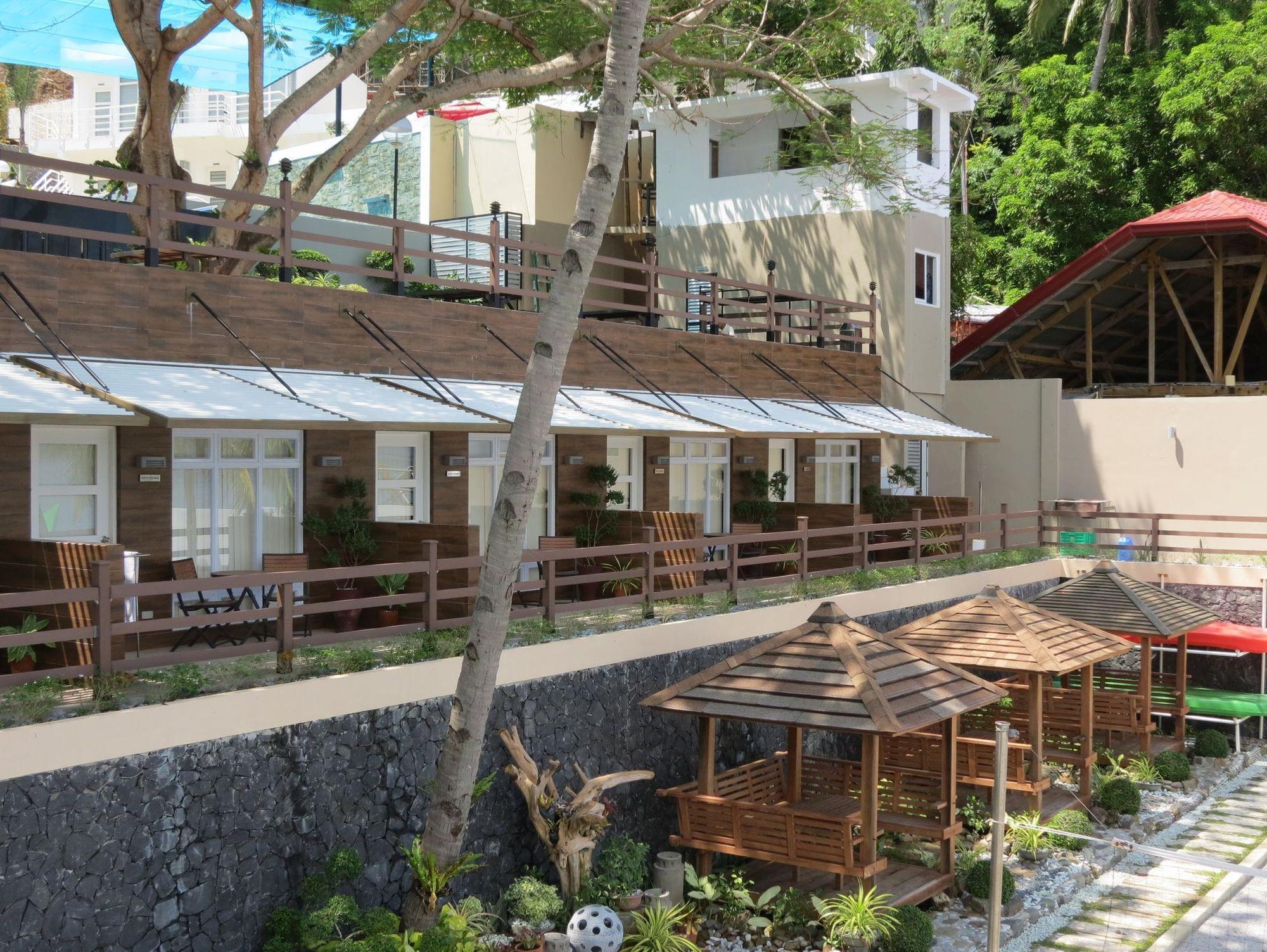 Anilao Discovery Bay Resort Batangas Exterior photo